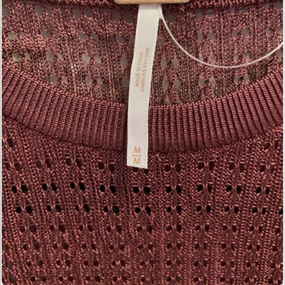 🛍️Free People H2O Crew pullover Top in Row garnet size: Medium 🎉Long sleeve ✨ - Picture 4 of 12